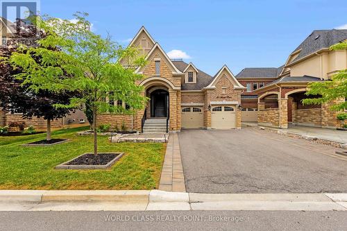31 Munsie Drive, King, ON - Outdoor