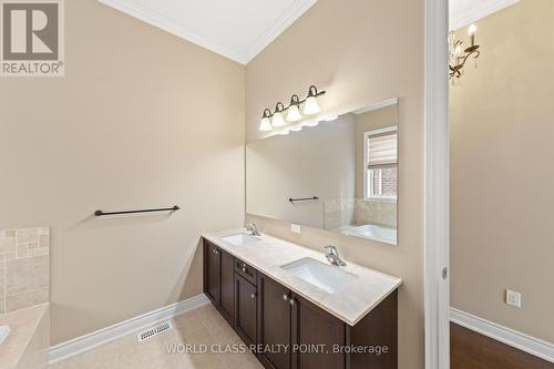 31 Munsie Drive, King, ON - Indoor Photo Showing Bathroom
