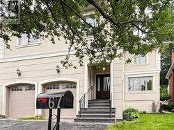 67 BONNYVIEW DRIVE Toronto, ON M8Y 3G7