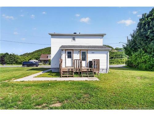 17 Dover St, Campbellton, NB - Outdoor