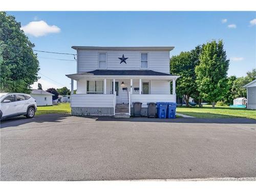 17 Dover St, Campbellton, NB - Outdoor