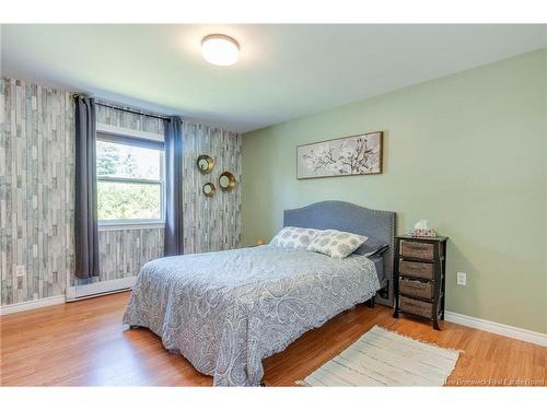 28 Loyalist Dr, Hampton, NB 