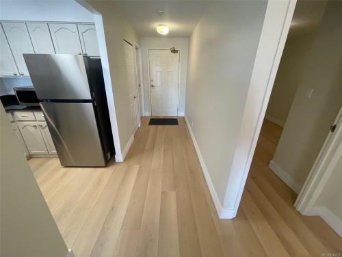 #209-30 Cavan St, Nanaimo, BC - Indoor Photo Showing Other Room