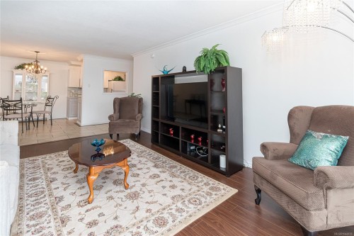 #111-2050 White Birch Rd, Sidney, BC - Indoor Photo Showing Living Room