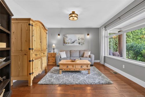 538 Edgewood Dr, Campbell River, BC 