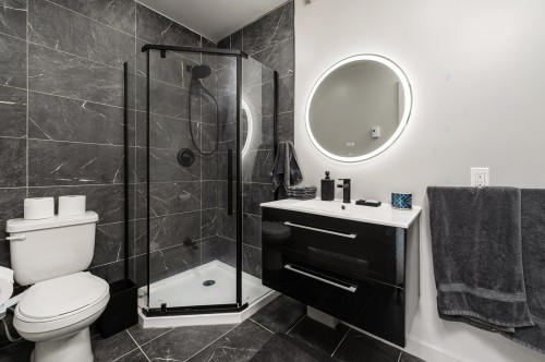 Salle de bains - 200 Rue Des Hirondelles, Saint-Eustache, QC - Indoor Photo Showing Bathroom