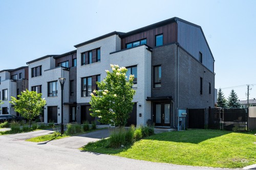 Façade - 200 Rue Des Hirondelles, Saint-Eustache, QC - Outdoor With Facade