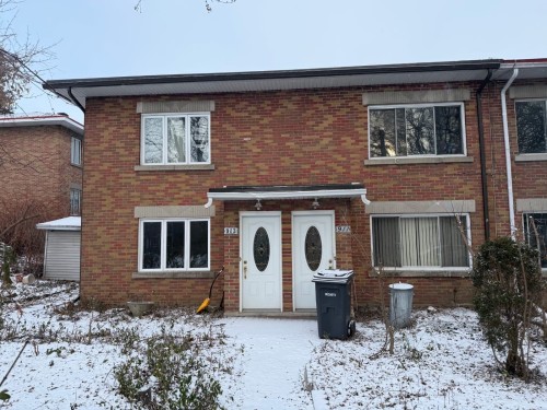911 Rue Wilfrid Laurier — photo 1