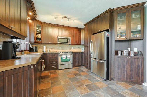 Cuisine - 708 Ch. Pierre-Laporte, L'Ange-Gardien, QC - Indoor Photo Showing Kitchen