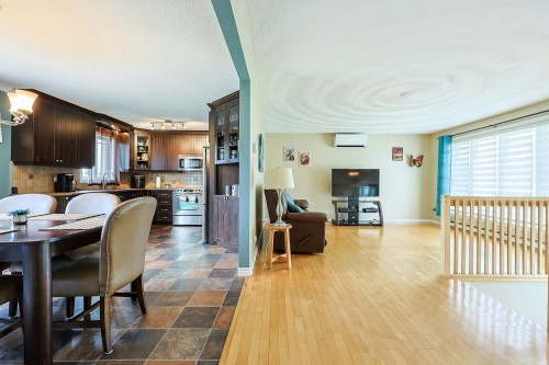 Vue d'ensemble - 708 Ch. Pierre-Laporte, L'Ange-Gardien, QC - Indoor Photo Showing Dining Room
