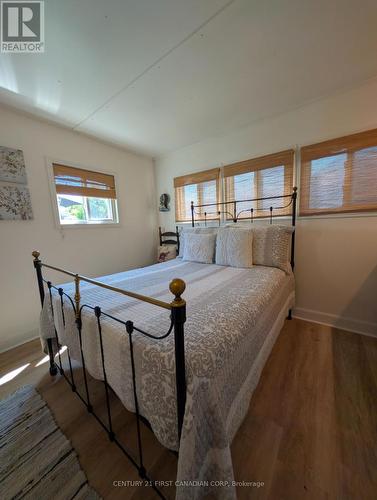 28- 79681 Bluewater Highway, Central Huron (Goderich), ON - Indoor Photo Showing Bedroom