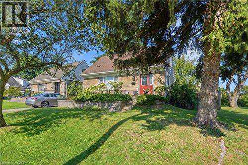 2 Aintree Court, Hamilton, ON - Outdoor