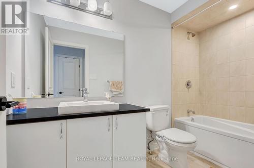 137 Yearling Circle, Ottawa, ON - Indoor Photo Showing Bathroom