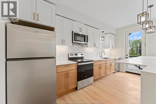 150 Old Front Unit# Front-Upper, Lasalle, ON - Indoor Photo Showing Kitchen