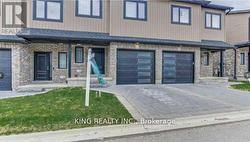 60 - 811 SARNIA ROAD London North, ON N6H 0K3
