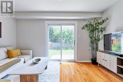 216 Wright Crescent, Ajax, ON - Indoor