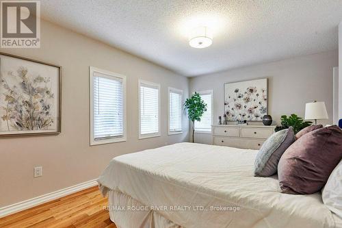 216 Wright Crescent, Ajax, ON - Indoor Photo Showing Bedroom