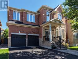 37 HERON HOLLOW AVENUE Richmond Hill, ON L4E 0V7