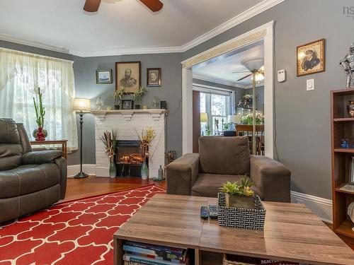 68 Connaught Avenue, Middleton, NS - Indoor Photo Showing Living Room With Fireplace