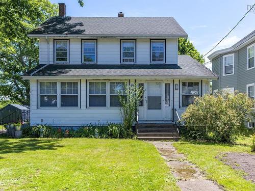 68 Connaught Avenue, Middleton, NS - Outdoor With Facade