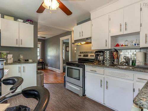 68 Connaught Avenue, Middleton, NS - Indoor Photo Showing Kitchen