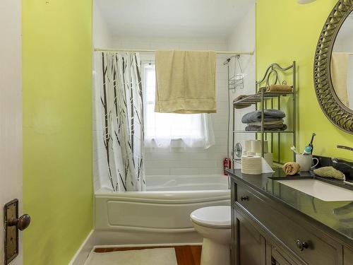 68 Connaught Avenue, Middleton, NS - Indoor Photo Showing Bathroom