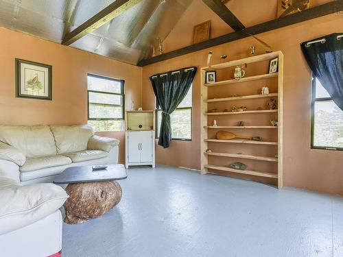 3828 Sissiboo Road, South Range, NS - Indoor Photo Showing Living Room