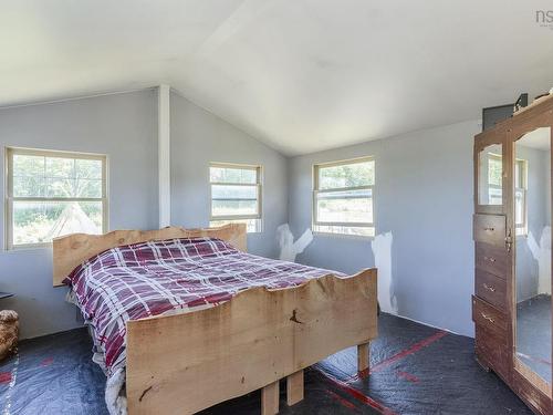 3828 Sissiboo Road, South Range, NS - Indoor Photo Showing Bedroom