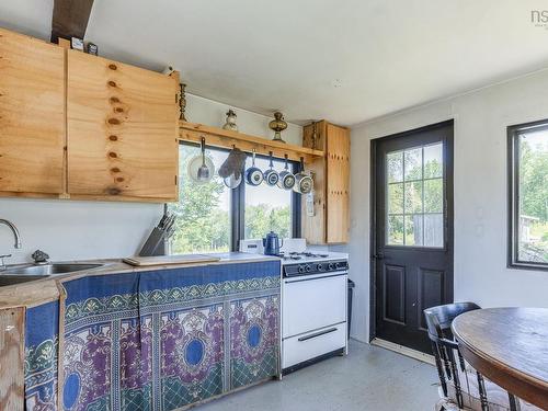 3828 Sissiboo Road, South Range, NS - Indoor Photo Showing Kitchen