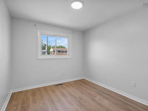 5/5A Marilyn Drive, Dartmouth, NS - Indoor Photo Showing Other Room