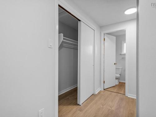 5/5A Marilyn Drive, Dartmouth, NS - Indoor Photo Showing Other Room