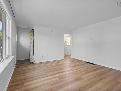 5/5A Marilyn Drive, Dartmouth, NS - Indoor Photo Showing Other Room