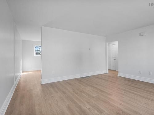 5/5A Marilyn Drive, Dartmouth, NS - Indoor Photo Showing Other Room