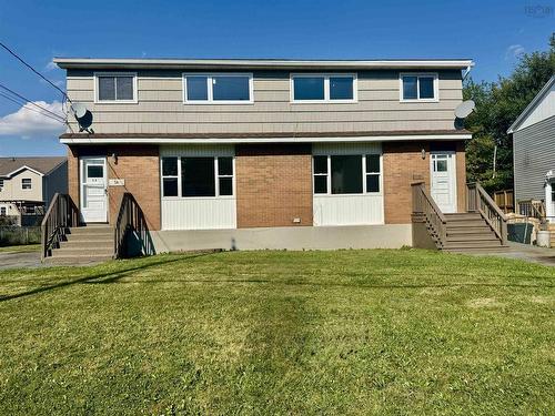 5/5A Marilyn Drive, Dartmouth, NS - Outdoor
