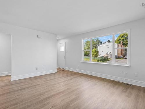 5/5A Marilyn Drive, Dartmouth, NS - Indoor