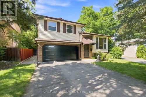 733 TARN COURT  Oshawa, ON L1J 6Y8