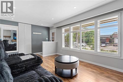 744 Birchwood Avenue, Cambridge, ON - Indoor