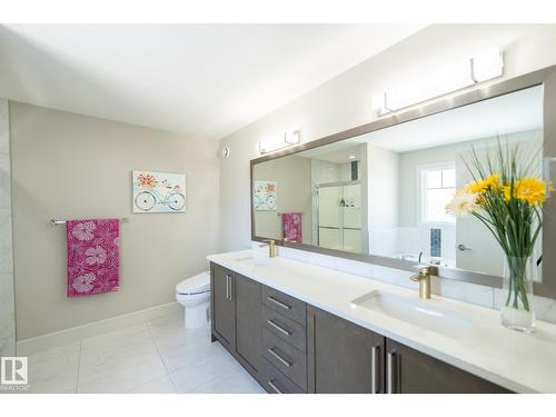 3623 8 St Nw, Edmonton, AB - Indoor Photo Showing Bathroom