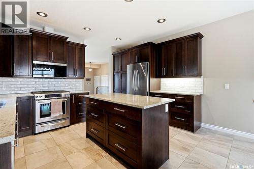 315 Werschner Lane, Saskatoon, SK - Indoor Photo Showing Kitchen With Upgraded Kitchen