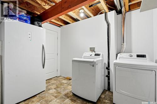 315 Werschner Lane, Saskatoon, SK - Indoor Photo Showing Laundry Room