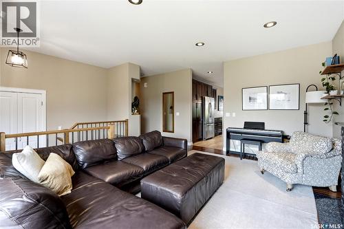 315 Werschner Lane, Saskatoon, SK - Indoor Photo Showing Living Room