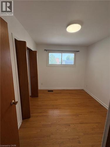 15 Champlain Avenue, Hamilton, ON - Indoor Photo Showing Other Room