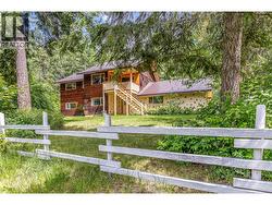 2489 Hendrickson Road Sorrento, BC V0E 2W0