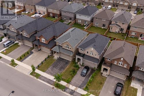 270 Dalgleish Trail, Hamilton, ON - Outdoor