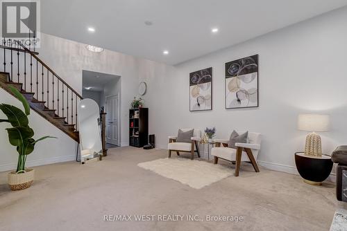 270 Dalgleish Trail, Hamilton, ON - Indoor Photo Showing Other Room