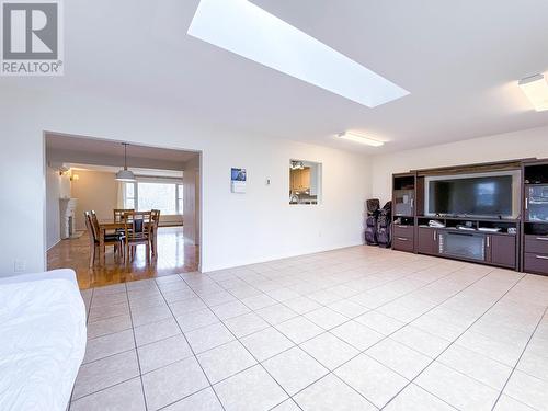 47 Emerald Drive, Charlottetown, PE - Indoor Photo Showing Living Room