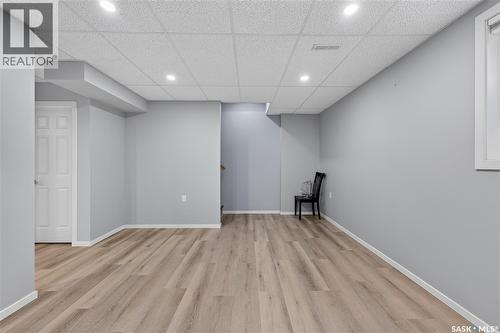 3281 Chuka Boulevard, Regina, SK - Indoor