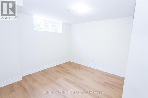 659 SHAKESPEARE AVENUE , Oshawa, Ontario L1H 3H8 4