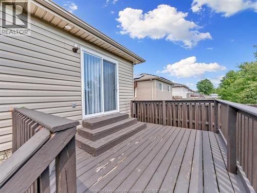 4844 Whitefish Crescent, Windsor, ON - Outdoor With Deck Patio Veranda With Exterior