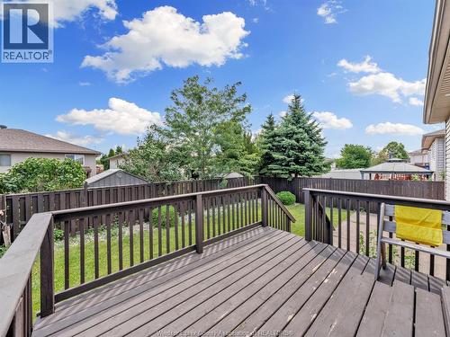 4844 Whitefish Crescent, Windsor, ON - Outdoor With Deck Patio Veranda
